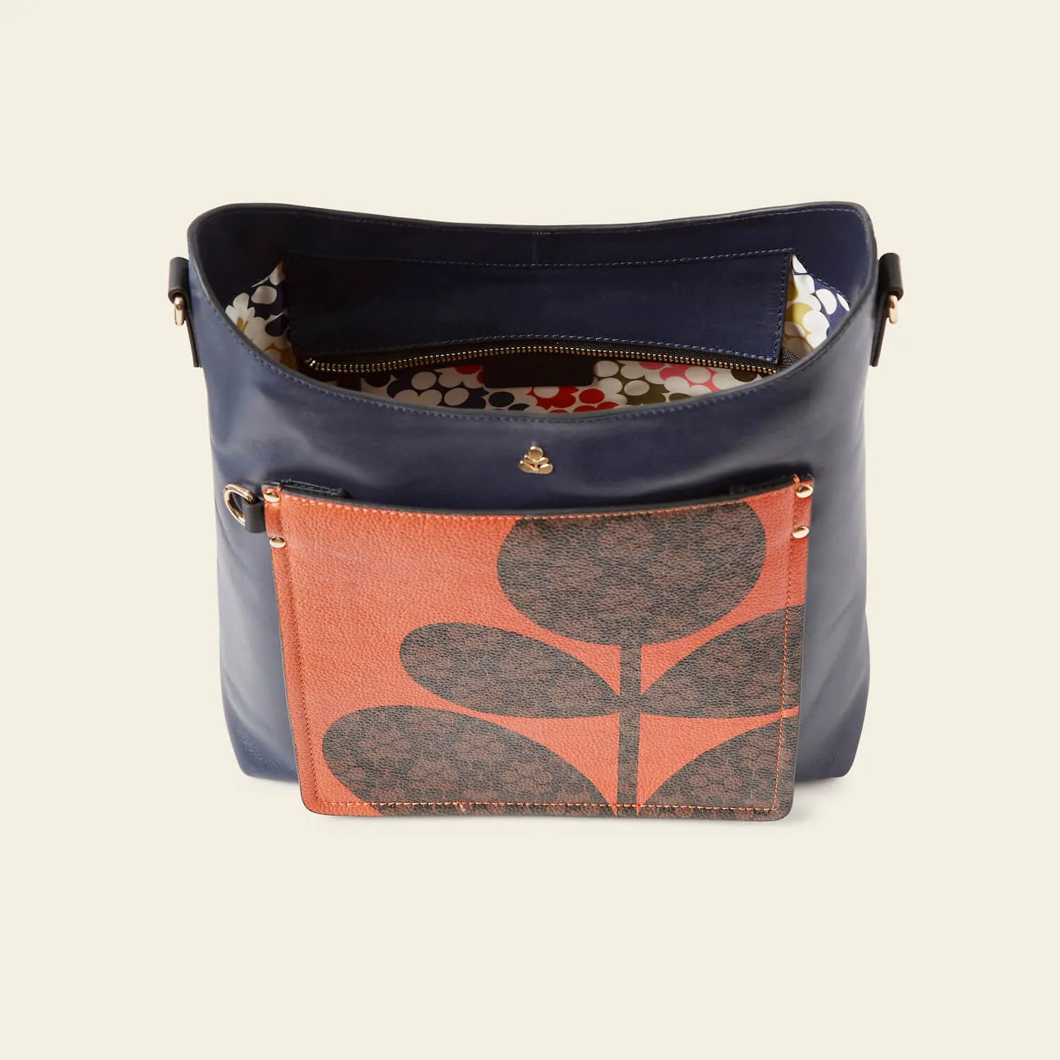 Carrymax Bucket Bag - Navy Puzzle Flower