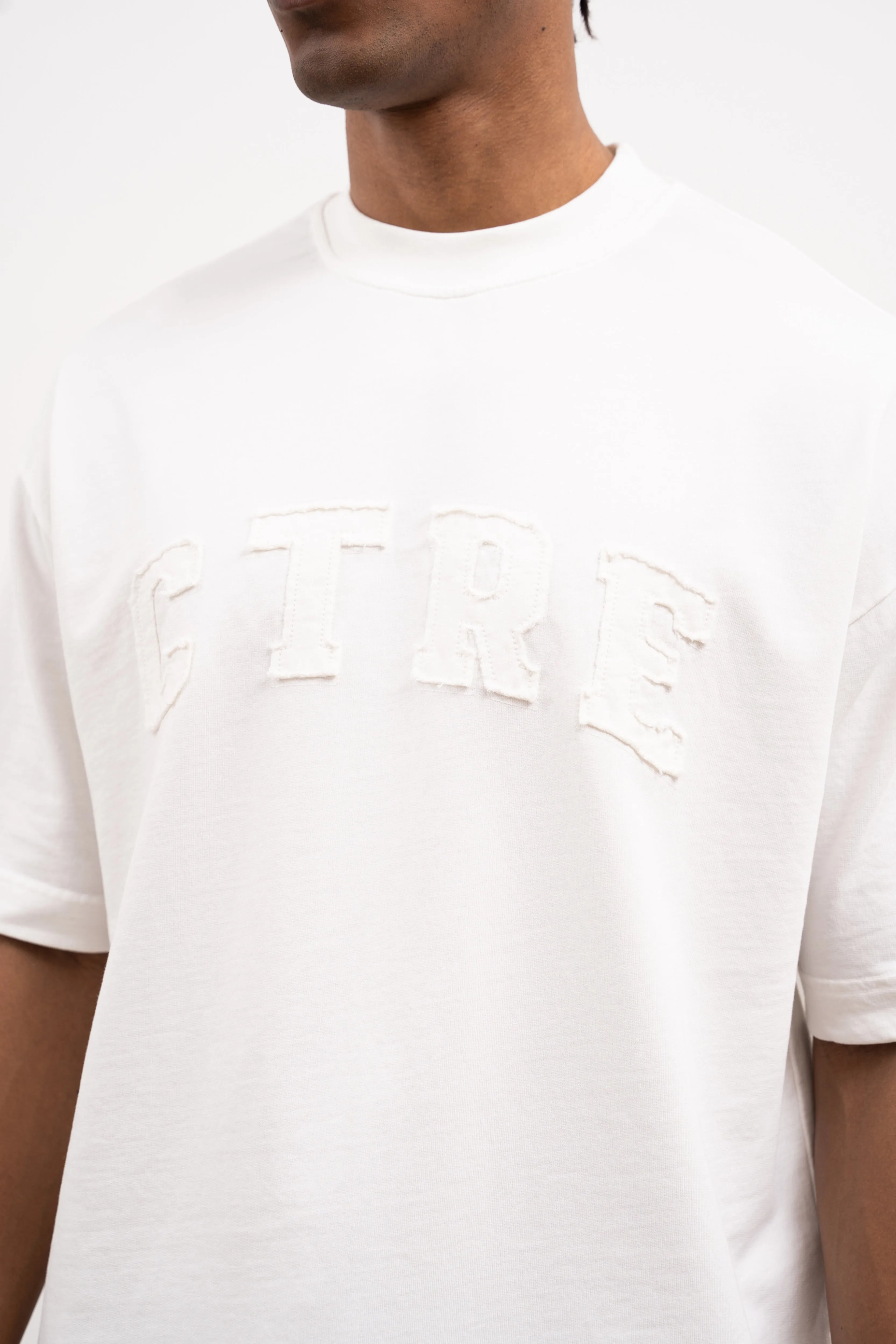 HEAVYWEIGHT CTRE APPLIQUE T-SHIRT - OFF WHITE