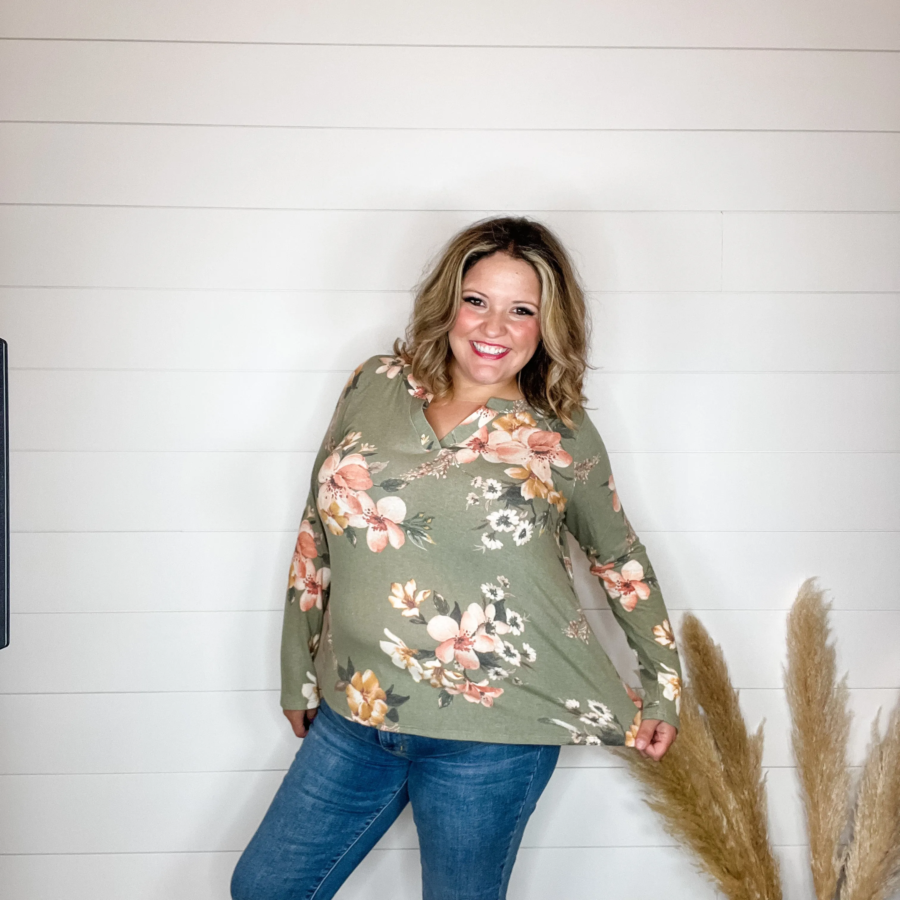 "Clover" Floral Long Sleeve Split Neck