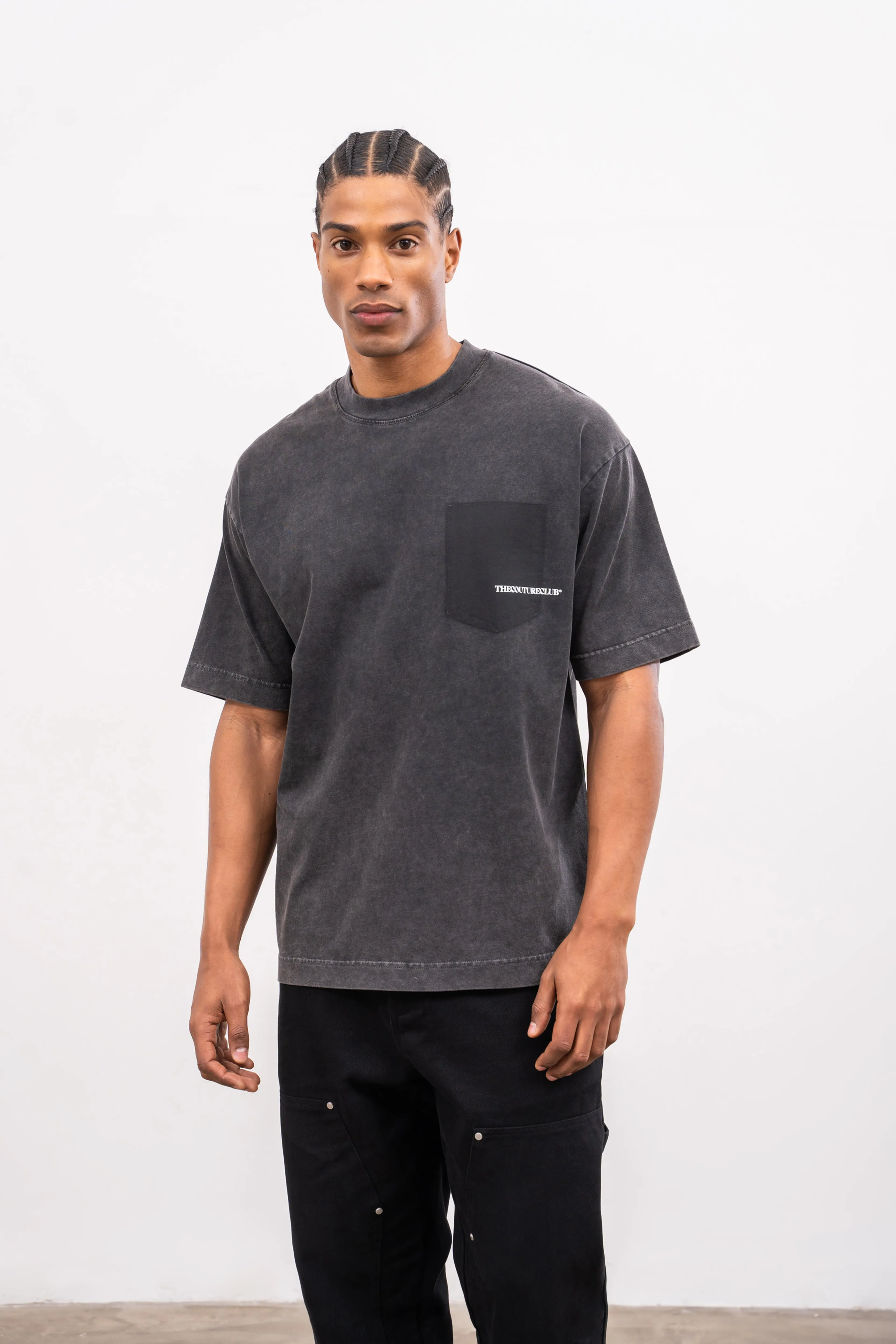 WASHED POCKET DETAIL T-SHIRT - CHARCOAL