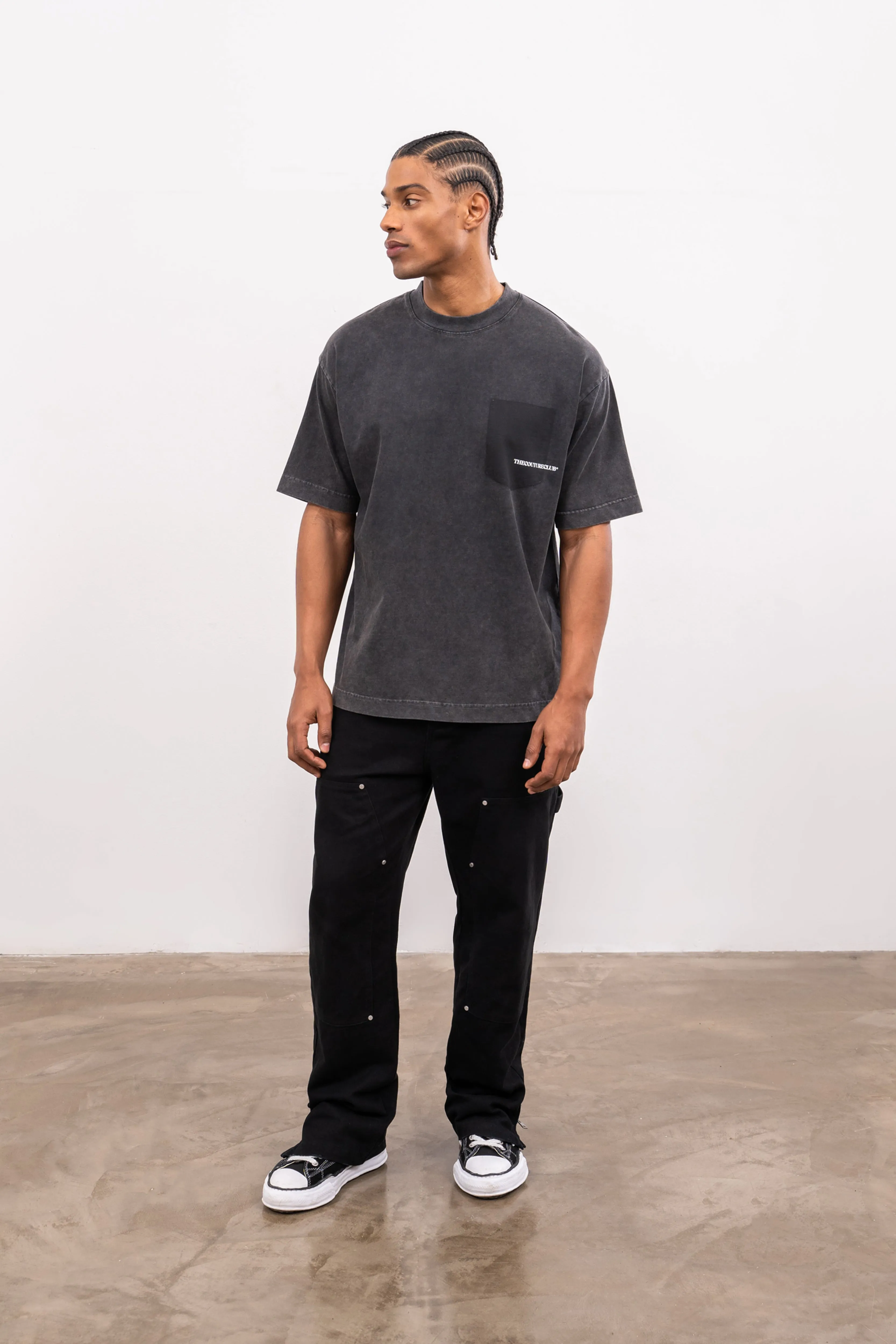 WASHED POCKET DETAIL T-SHIRT - CHARCOAL